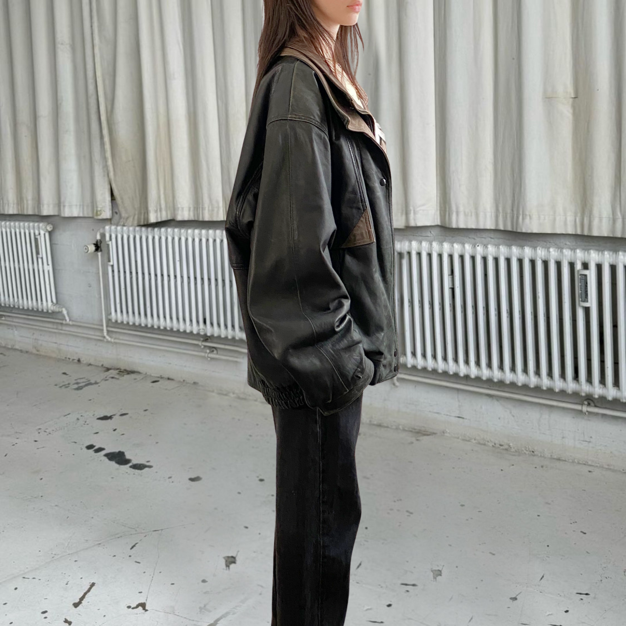 Pelle Leather Bomber