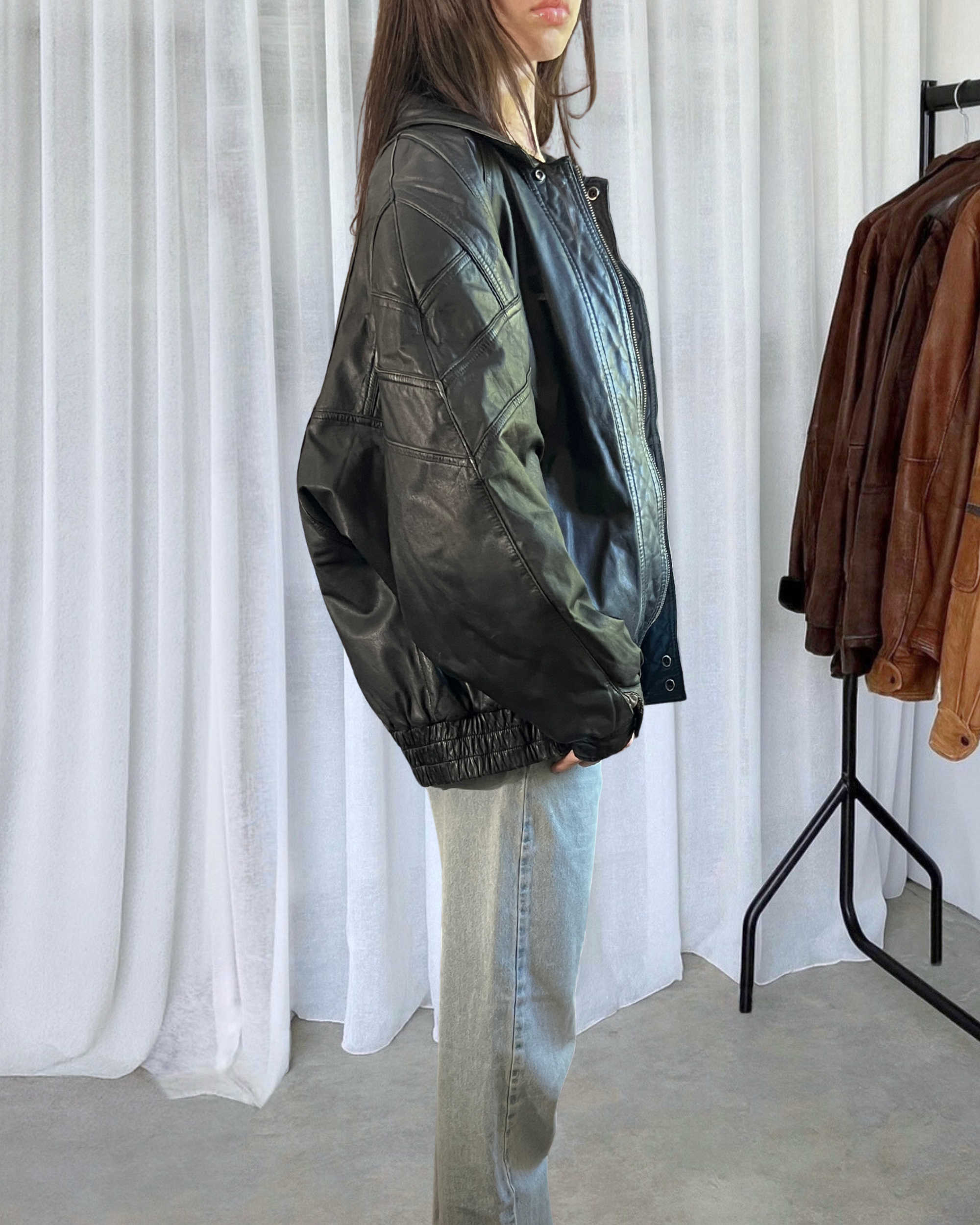 Kariz Leather Bomber